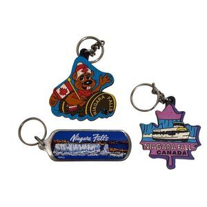 Niagara Falls Souvenir Keychains Lot Of 3 Canada Maid of the Mist Beaver Barrell